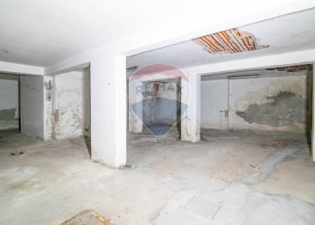 Parcheggio - Box Via Delle Mandre
 
13, Catania - foto 9