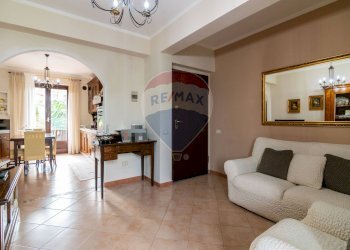 Soggiorno - Quadrilocale Via Cancelliere
 
54/C, Zafferana Etnea - foto 2