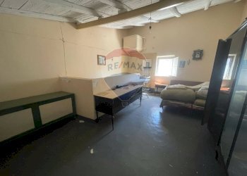 Soggiorno - Casa indipendente Via Vittorio Emanuele
 
31, Cesarò - foto 16