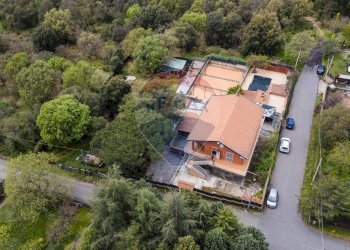 Casa all\'aperto - Casa semi indipendente Via Cesare Beccaria
 
10, Pedara - foto 1