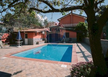 Piscina - Casa semi indipendente Via Cesare Beccaria
 
10, Pedara - foto 13