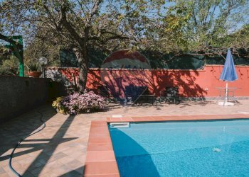 Piscina - Casa semi indipendente Via Cesare Beccaria
 
10, Pedara - foto 17