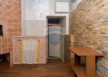 Hall / corridoio - Casa semi indipendente Via Cesare Beccaria
 
10, Pedara - foto 31