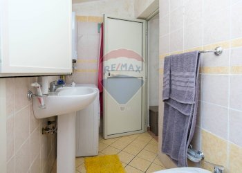 Bagno - Casa semi indipendente Via Cesare Beccaria
 
10, Pedara - foto 34