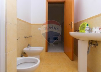 Bagno - Casa semi indipendente Via Cesare Beccaria
 
10, Pedara - foto 77