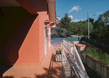 Balcone - Casa semi indipendente Via Cesare Beccaria
 
10, Pedara - foto 85