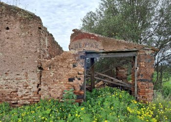 Casa all\'aperto - Rustico Strada statale 192 - Portiere Stella - contrada Bagnara
 
5, Paterno - foto 5