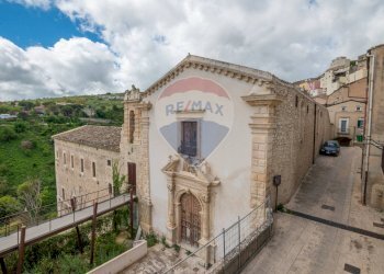 Casa all\'aperto - Casa semi indipendente via torrenuova
 
35-37-39, Ragusa - foto 37