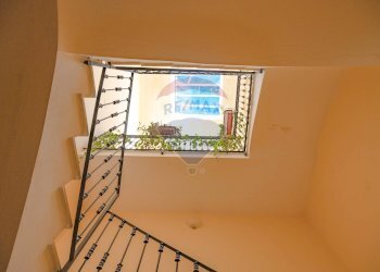 Scale - Appartamento Via Grazia
 
12, Caltagirone - foto 3