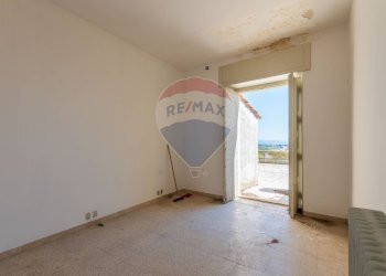 Stanza vuota - Appartamento Via Grazia
 
12, Caltagirone - foto 19