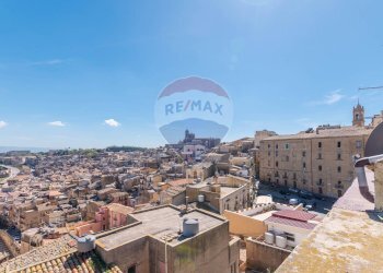 Edificio all\'aperto - Appartamento Via Grazia
 
12, Caltagirone - foto 24