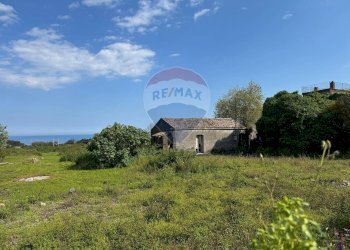 Casa all\'aperto - Terreno edificabile Strada Malpassoti-Otto
11, Riposto - foto 3