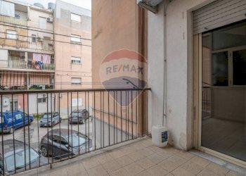 Balcone - Trilocale Viale Autonomia
 
81, Caltagirone - foto 14