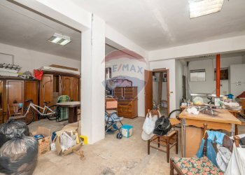 Dispensa di stoccaggio - Trilocale Viale Autonomia
 
81, Caltagirone - foto 27