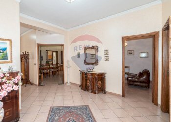 Hall / corridoio - Appartamento Via Giuseppe Bonaventura
 
22, Randazzo - foto 2