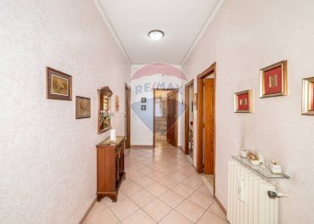 Hall / corridoio - Appartamento Via Giuseppe Bonaventura
 
22, Randazzo - foto 18