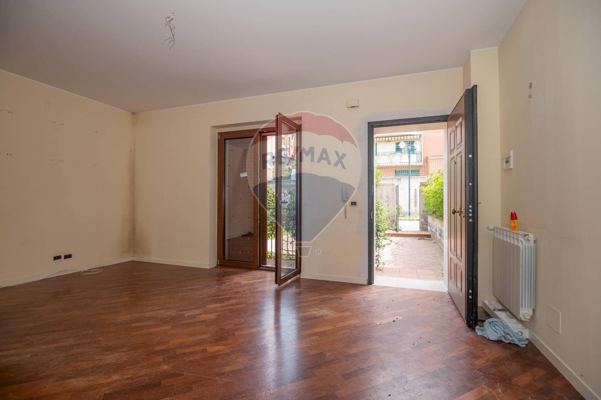 Stanza vuota - Villa a Schiera Via Adamo Asmundo
 
23, Caltagirone - foto 3