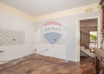 Stanza vuota - Villa a Schiera Via Adamo Asmundo
 
23, Caltagirone - foto 6