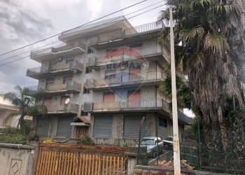 Edificio all\'aperto - Appartamento via federico parremuto
 
9, Misterbianco - foto 13