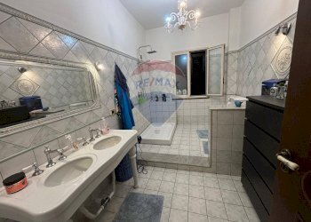 Bagno - Quadrilocale Via Dittaino
 
22, Catania - foto 18