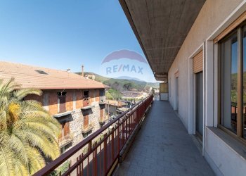 Balcone - Appartamento via Bonaventura
 
22 C, Randazzo - foto 6