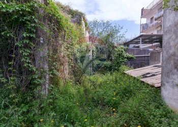 Giardino - Casa indipendente via Roma
 
153, Zafferana Etnea - foto 7