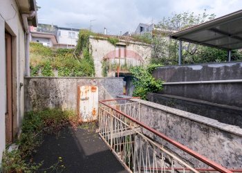 Balcone - Casa indipendente via Roma
 
153, Zafferana Etnea - foto 14
