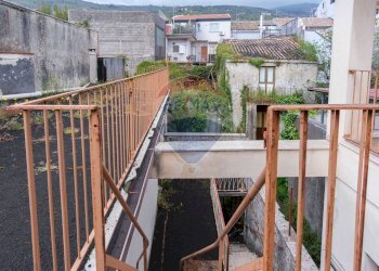 Balcone - Casa indipendente via Roma
 
153, Zafferana Etnea - foto 24