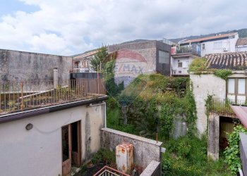 Edificio all\'aperto - Casa indipendente via Roma
 
153, Zafferana Etnea - foto 25