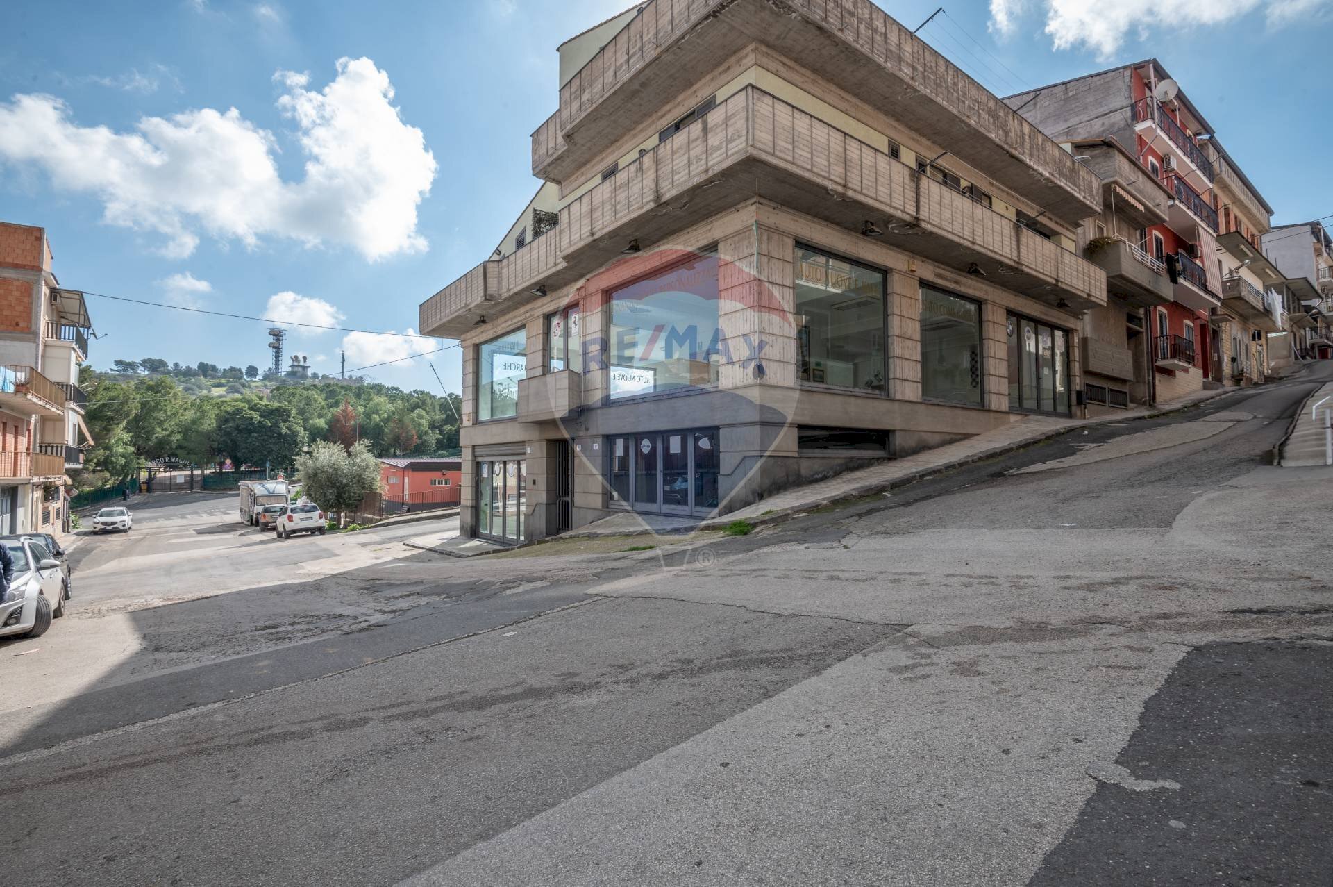 Edificio all\'aperto - Independent house VIA UGO FOSCOLO
 
18, Ramacca - photo 2