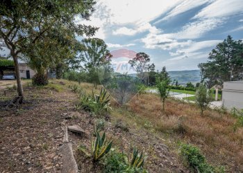 Giardino - Villa Contrada Poggio Impiso
 
snc, Vizzini - foto 14