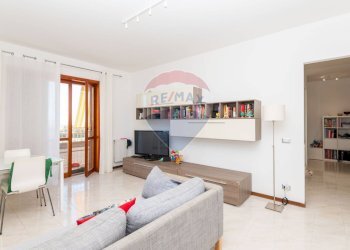 Sala da pranzo - Appartamento Via Bouganvillea
 
31, Caltagirone - foto 2