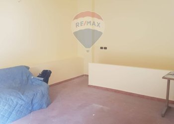 Stanza vuota - Locale Commerciale VIA DAMAGGIO FISCHIETTI
 
78, Gela - foto 26