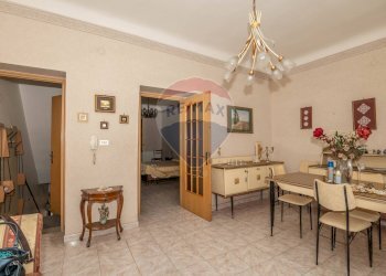 Sala da pranzo - Casa semi indipendente Via San Leonardo
 
31, Caltagirone - foto 8