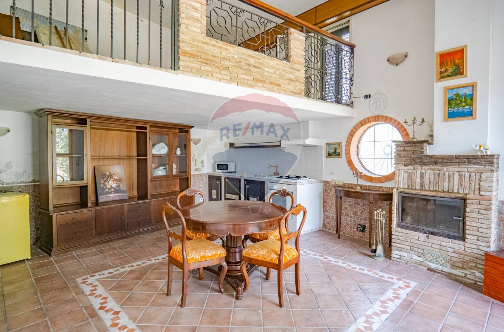 Sala da pranzo - Terreno agricolo Via Croce del Vicario
 
28, Caltagirone - foto 2