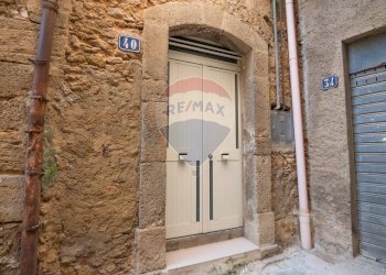 Edificio all\'aperto - Casa indipendente Via Falcone
 
7, Caltagirone - foto 39