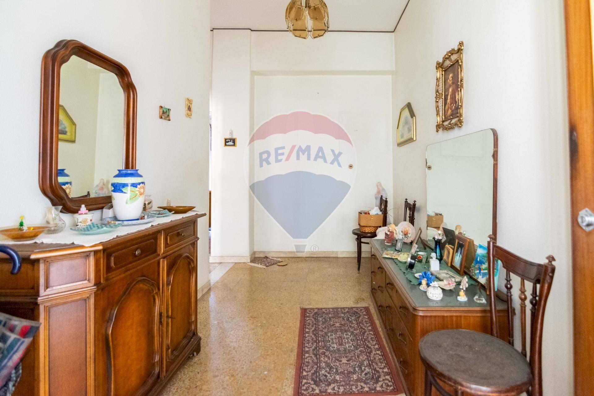 Hall / corridoio - Quadrilocale Via Celeste
 
98, Catania - foto 3