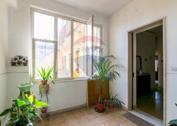 Hall / corridoio - Quadrilocale Via Celeste
 
98, Catania - foto 2