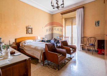 Camera / camera da letto - Quadrilocale Via Celeste
 
98, Catania - foto 9