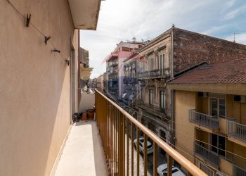 Balcone - Quadrilocale Via Celeste
 
98, Catania - foto 13