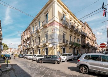 Edificio all\'aperto - Quadrilocale Via Celeste
 
98, Catania - foto 16