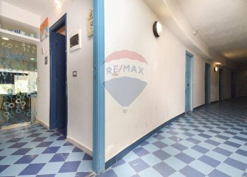 Hall / corridoio - Bilocale contrada pietre nere
 
6, Giardini-Naxos - foto 7