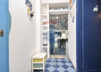 Hall / corridoio - Bilocale contrada pietre nere
 
6, Giardini-Naxos - foto 8