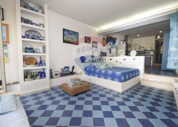 Camera / camera da letto - Bilocale contrada pietre nere
 
6, Giardini-Naxos - foto 15