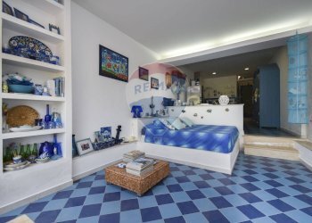 Camera / camera da letto - Bilocale contrada pietre nere
 
6, Giardini-Naxos - foto 19