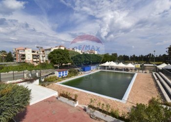 Piscina - Bilocale contrada pietre nere
 
6, Giardini-Naxos - foto 23