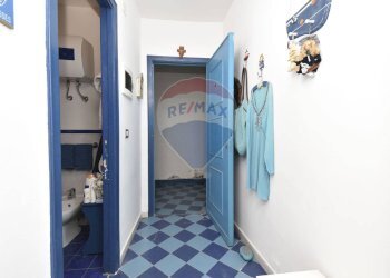 Hall / corridoio - Bilocale contrada pietre nere
 
6, Giardini-Naxos - foto 28