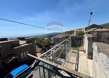 Balcone - Casa indipendente Via Nucifori
 
13, Sant'Alfio - foto 6