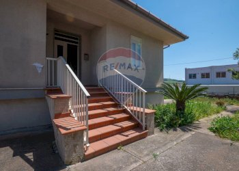 Casa all\'aperto - Villa Via Delle Arance Rosse
 
9, Grammichele - foto 3