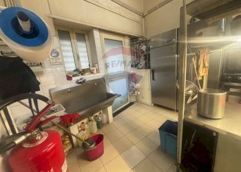 Bagno - Attività Commerciale Piazza Don Diego
 
33, Pedara - foto 20